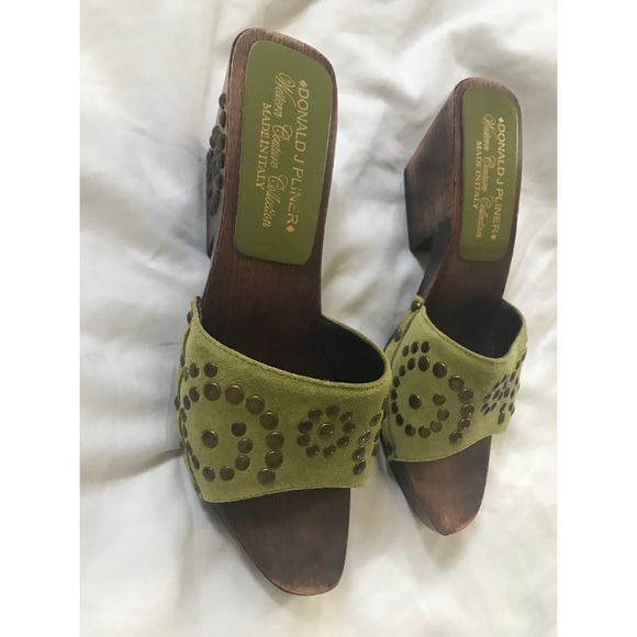 Donald j Pliner - Picture 1 of 2